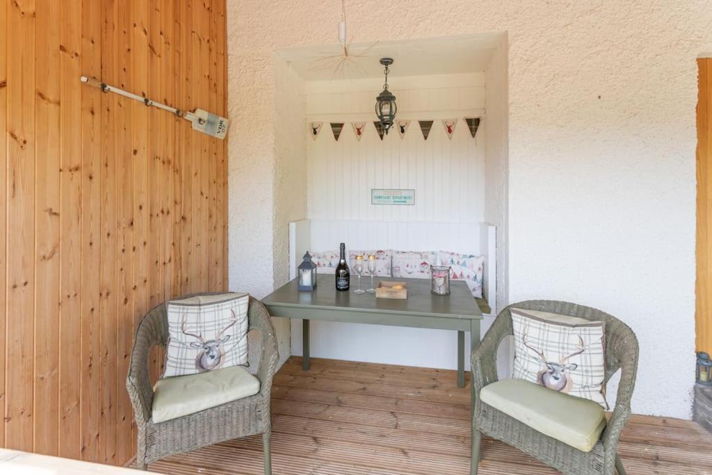 The Mews - A Cottage With A Spectacular Lake View Port Of Menteith Exteriér fotografie