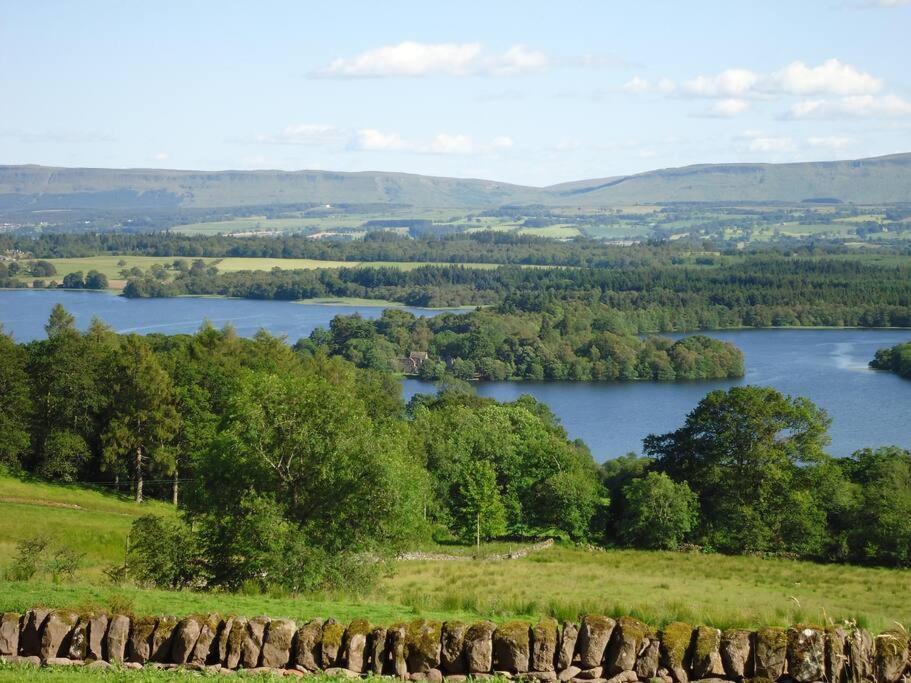 The Mews - A Cottage With A Spectacular Lake View Port Of Menteith Exteriér fotografie