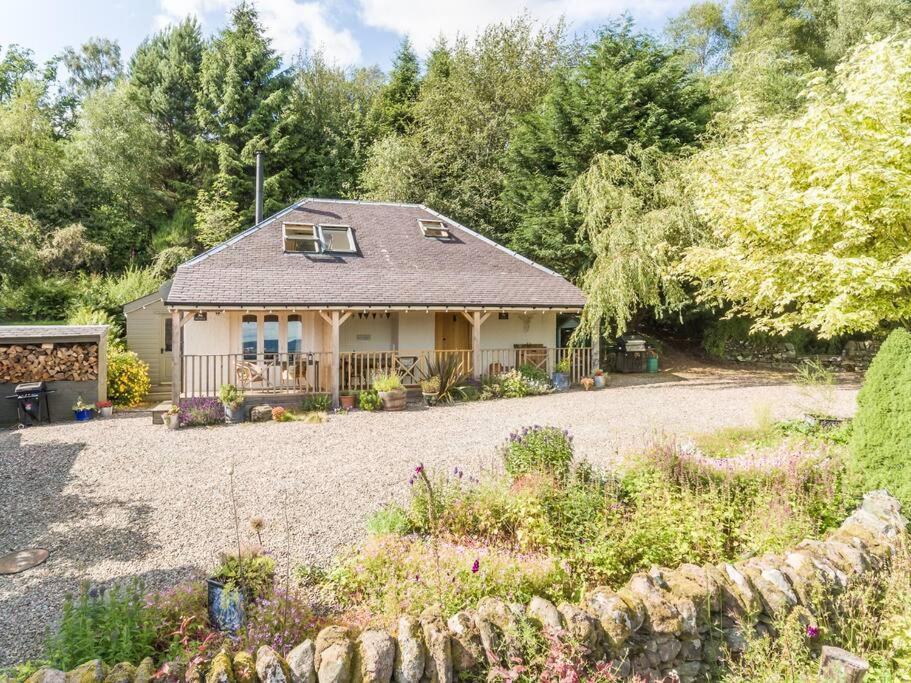 The Mews - A Cottage With A Spectacular Lake View Port Of Menteith Exteriér fotografie