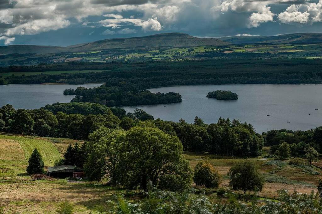 The Mews - A Cottage With A Spectacular Lake View Port Of Menteith Exteriér fotografie